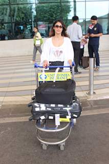 Ileana Dcruz Snapped at Airport