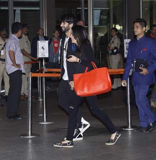 Shahid Kapoor and Mira Rajput Kapoor Returns From Their Honeymoon