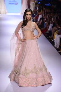 Amy Jackson at Lakme Fashion Week Day 5