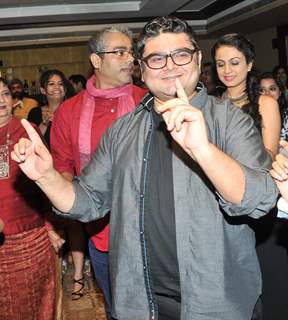 Deven Bhojani at Grand Premiere of  'Sumit Sambhal Lega'