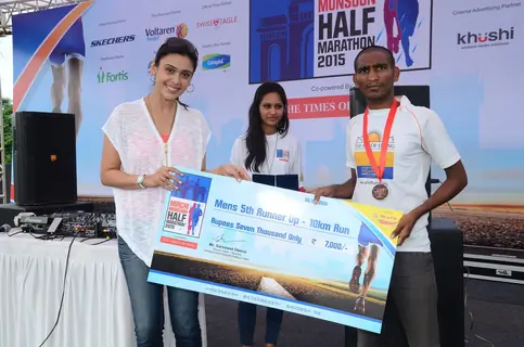 Hrishita Bhatt at Mirchi Monsoon Half Marathon