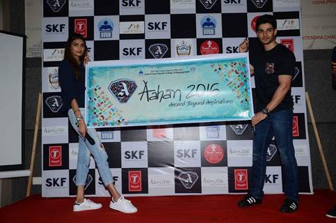 Sooraj Pancholi and Athiya Shetty for Promotions of Hero at Mithibai College