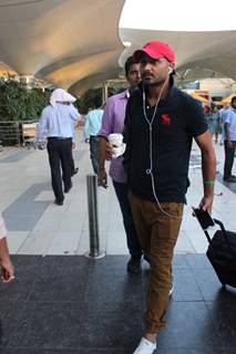 Harbhajan Singh Snapped at Airport