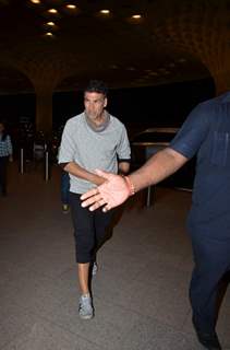 Akshay Kumar Snapped at Airport