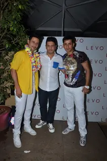 Harmeet Singh and Bhushan Kumar at Manmeet's Birthday Bash