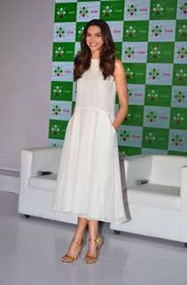 Deepika Padukone Looks Gorgeous at Launch of Axis Bank Lime App