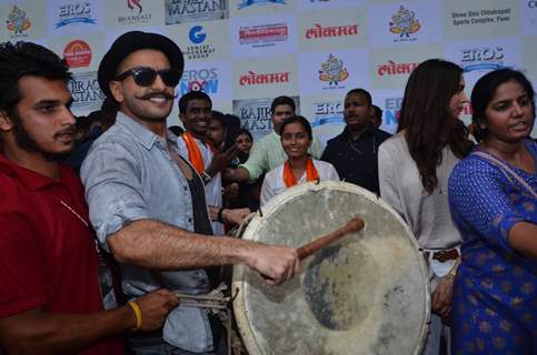 Ranveer Singh with Dhol at 'Gajanana' Song Launch of Bajirao Mastani