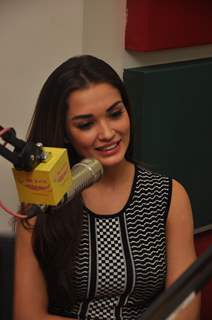 Amy Jackson Live on Radio Mirchi for Promotions of Singh is Bliing