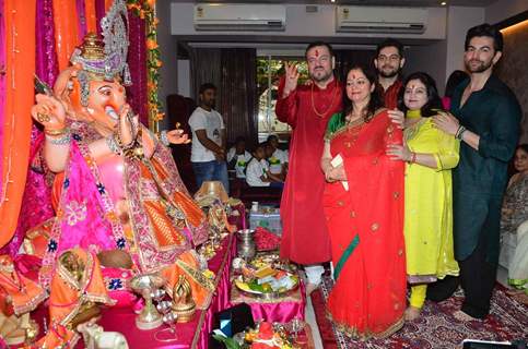 Neil Nitin Mukesh abd Family Celebrates Ganesh Chaturthi