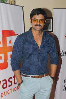 Manav Gohil at Siddharth Kumar Tewary's Birthday Bash