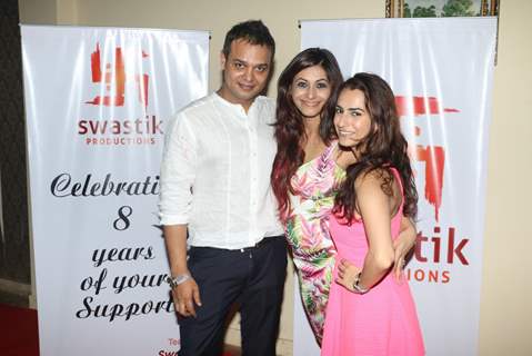 Siddharth Kumar Tewary, Wife Gayatri and Karishma Irani at Birthday Bash