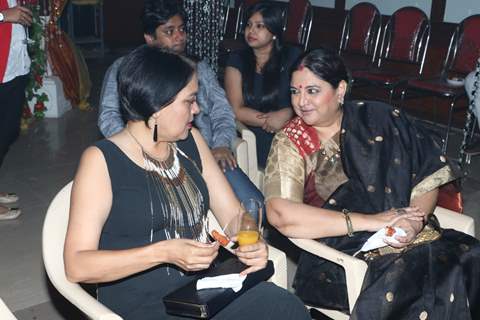 Sushmita Mukherjee and Shama Deshpande at Siddharth Kumar Tewary's Birthday Bash