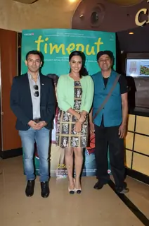 Swara Bhaskar poses with guests at Timeout Press Meet