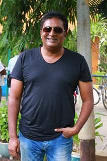 Prakash Raj poses for the media at the Trailer Launch of Thoongavanam