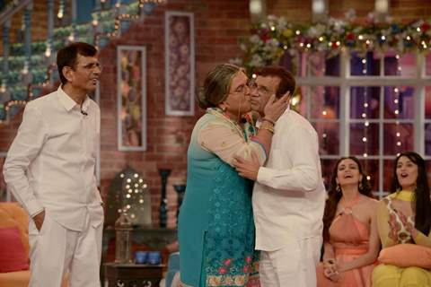 Dadi was snapped kissing Mustan Burmawalla on Comedy Nights With Kapil