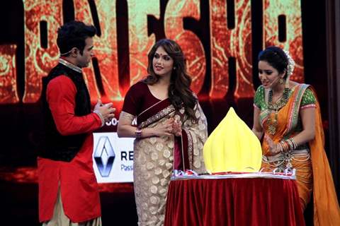 Isha Koppikar, Asha Negi and Rithvik Dhanjani at Sony TV's Deva Shree Ganesha