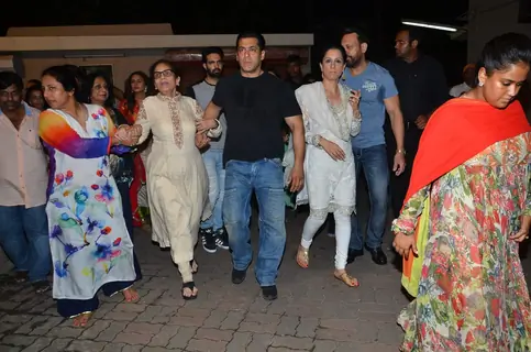 Salman Khan With Salma Khan During His Ganesh Visarjan Procession
