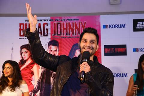 Kunal Khemu and Zoa Morani During Promotions of Bhaag Johnny in Korum Mall