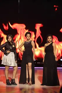 Hai Sitaron Pe Nazar Pari Hoon Main