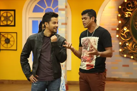 Kunal Khemu for Promotions of Bhaag Johnny on Comedy Classes With Siddharth Jadhav