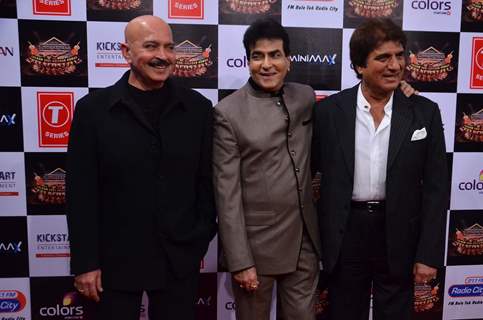 Rakesh Roshan, Jeetendra and Raj Babbar Pays Tribute to Gulshan Kumar