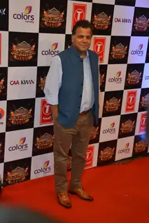 Raj Nayak Pays Tribute to Gulshan Kumar
