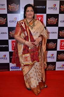 Anuradha Paudwal Pays Tribute to Gulshan Kumar