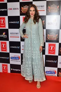 Evelyn Sharma Pays Tribute to Gulshan Kumar