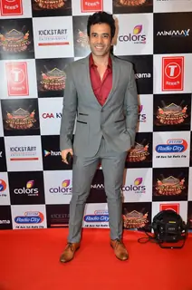 Tusshar Kapoor Pays Tribute to Gulshan Kumar