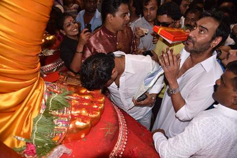 Ajay Devgn Visits Lalbaugcha Raja for Blessings