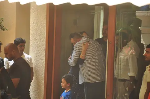 Sanjay Dutt Hugs Manyata Before Leaving for Jail Term