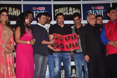 Music Launch of 'Ghulami'