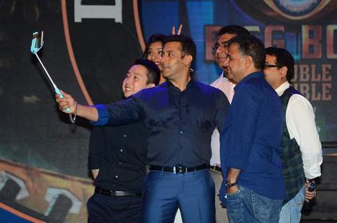 Salman Khan clicks a selfie with the Colors team at the Launch of Bigg Boss Nau