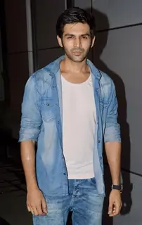 Kartik Aaryan at Omung Kumar's Birthday Bash