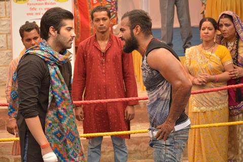 Kinshuk Mahajan Fight Scene in Tere Sheher Mein