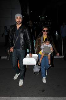 Imran Khan was snapped with wife Avantika and daughter Imara at Airport