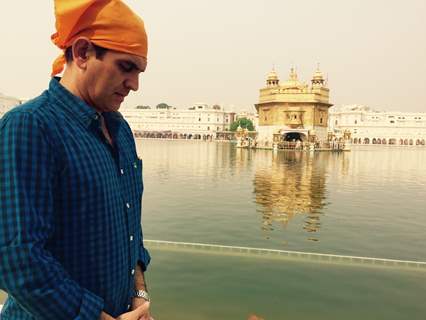 Omung Kumar Visits Omung Kumar Visits Golden Temple During his Research for His Sarabjit Biopic