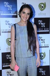 Tara Sharma at Rouble Nagi's Art Exhibition