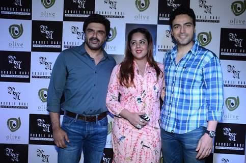 Ayaz Khan and Sameer Soni at Rouble Nagi's Art Exhibition