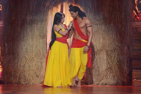 Gurmeet Choudhary and  Shraddha Arya  at Life OK Dussehra Special Programme - Jeet Sachchai Kee