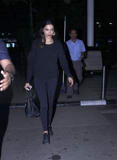 Deepika Padukone Snapped at Airport