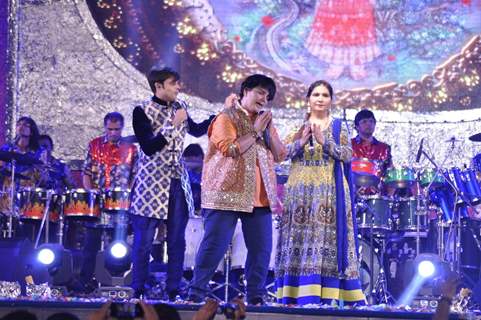 Falguni Pathak at Navratri Concert in Ghatkopar