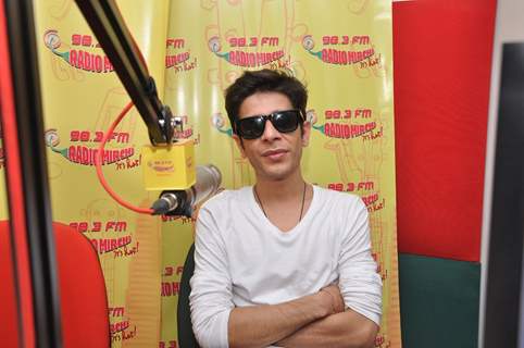 Shashank Arora for Promotions of Titli at Radio Mirchi