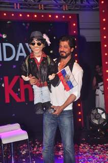 Shah Rukh Khan Celebrates His 50th Birthday with Fans