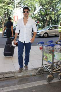 Varun Dhawan Snapped at Airport