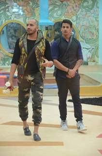 Bigg Boss Nau 9: Day 24 - Ali Quli Mirza is Back; Prince Narula