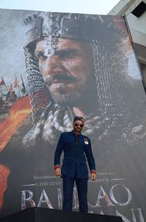 Ranveer Launches First Poster of Bajirao Mastani