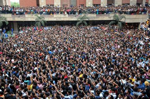 Crowd Gathered During Promotions of Prem Ratan Dhan Payo at Noida