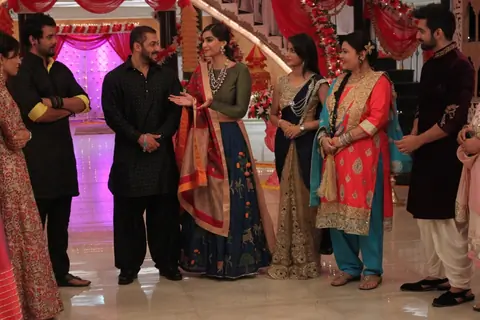 Salman and Sonam Promotes 'PRDP' on the sets of 'KumKum Bhagya'