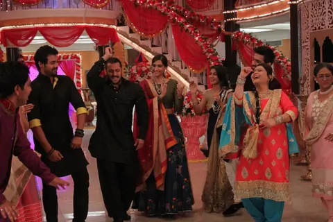 Salman Khan for Promotions of 'PRDP' on the sets of 'KumKum Bhagya'